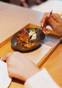 华翔启源闪耀具身智能大会,PEEK材料助力人形机器人迈向轻量化新时代。 IT技术 华翔启源闪耀具身智能大会,PEEK材料助力人形机器人迈向轻量化新时代。 IT技术