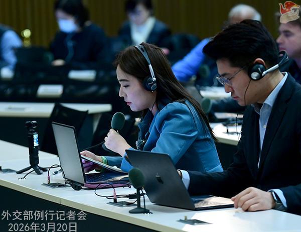 外交部例行记者会亮点纷呈;林剑详解高层访问意图;中非合作迎来新机遇 新闻 外交部例行记者会亮点纷呈;林剑详解高层访问意图;中非合作迎来新机遇 新闻