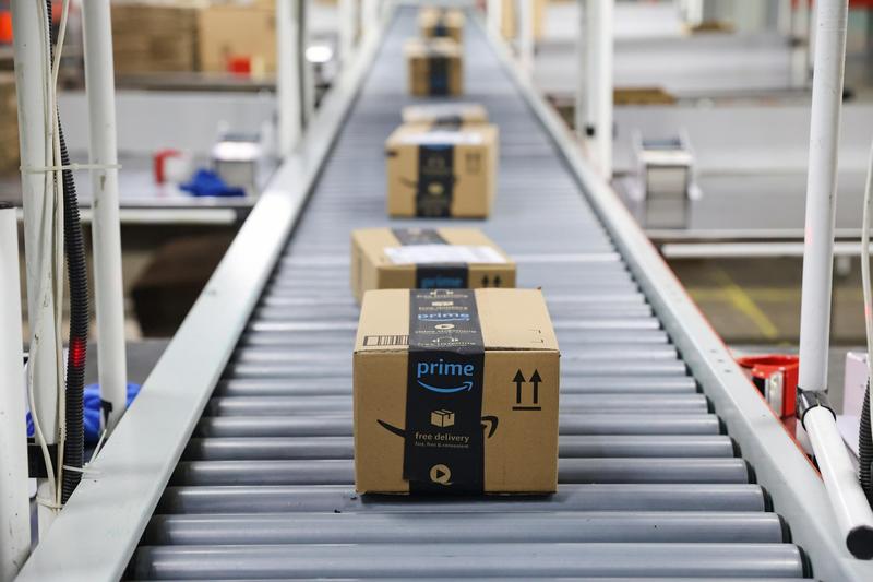  面对亚马逊股价动荡：投资者如何拆解巨额投资带来的焦虑？ 股票财经 面对亚马逊股价动荡：投资者如何拆解巨额投资带来的焦虑？ 股票财经